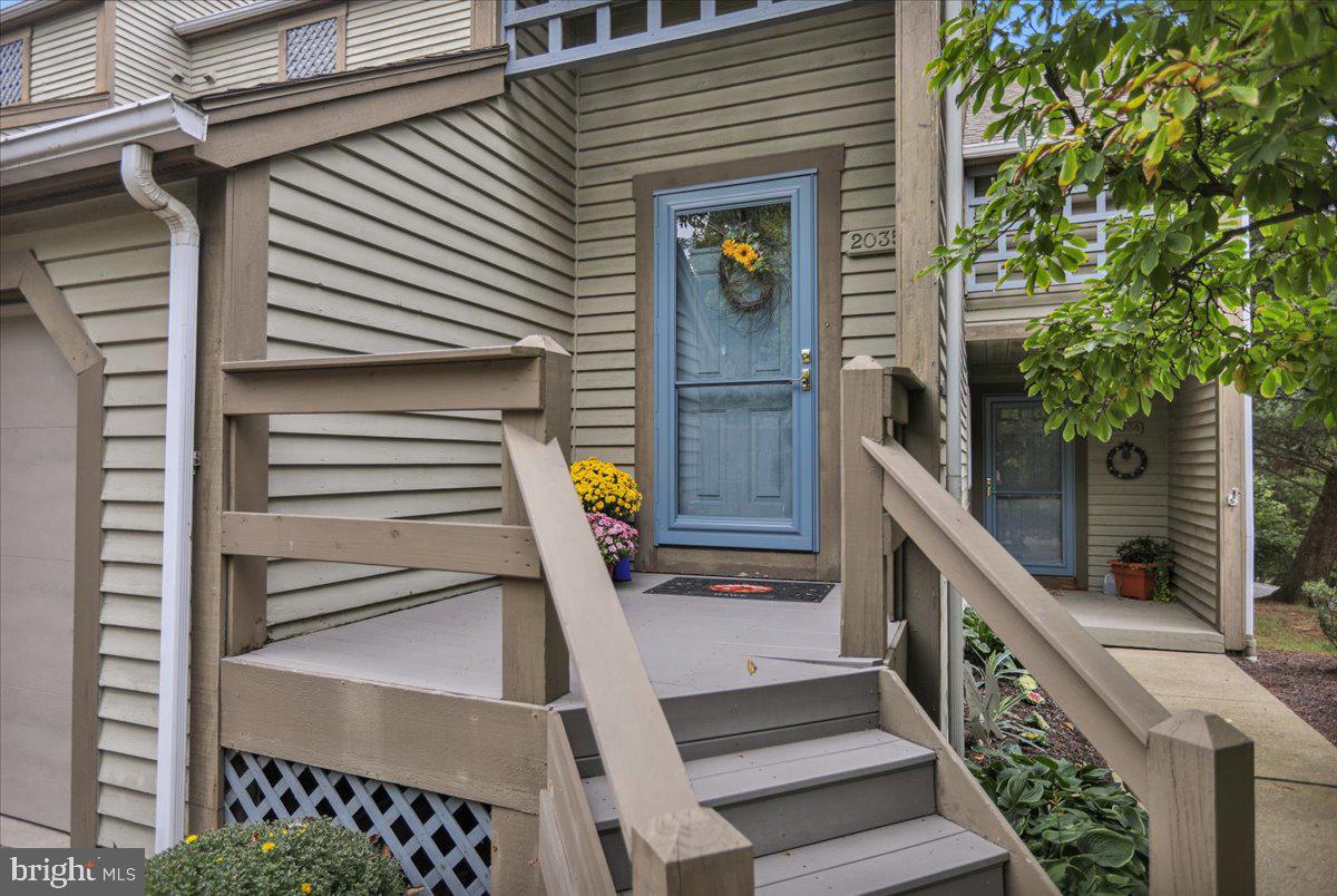 2035 Meadow Glen Reading, PA 19610 - Photo 3 of 29