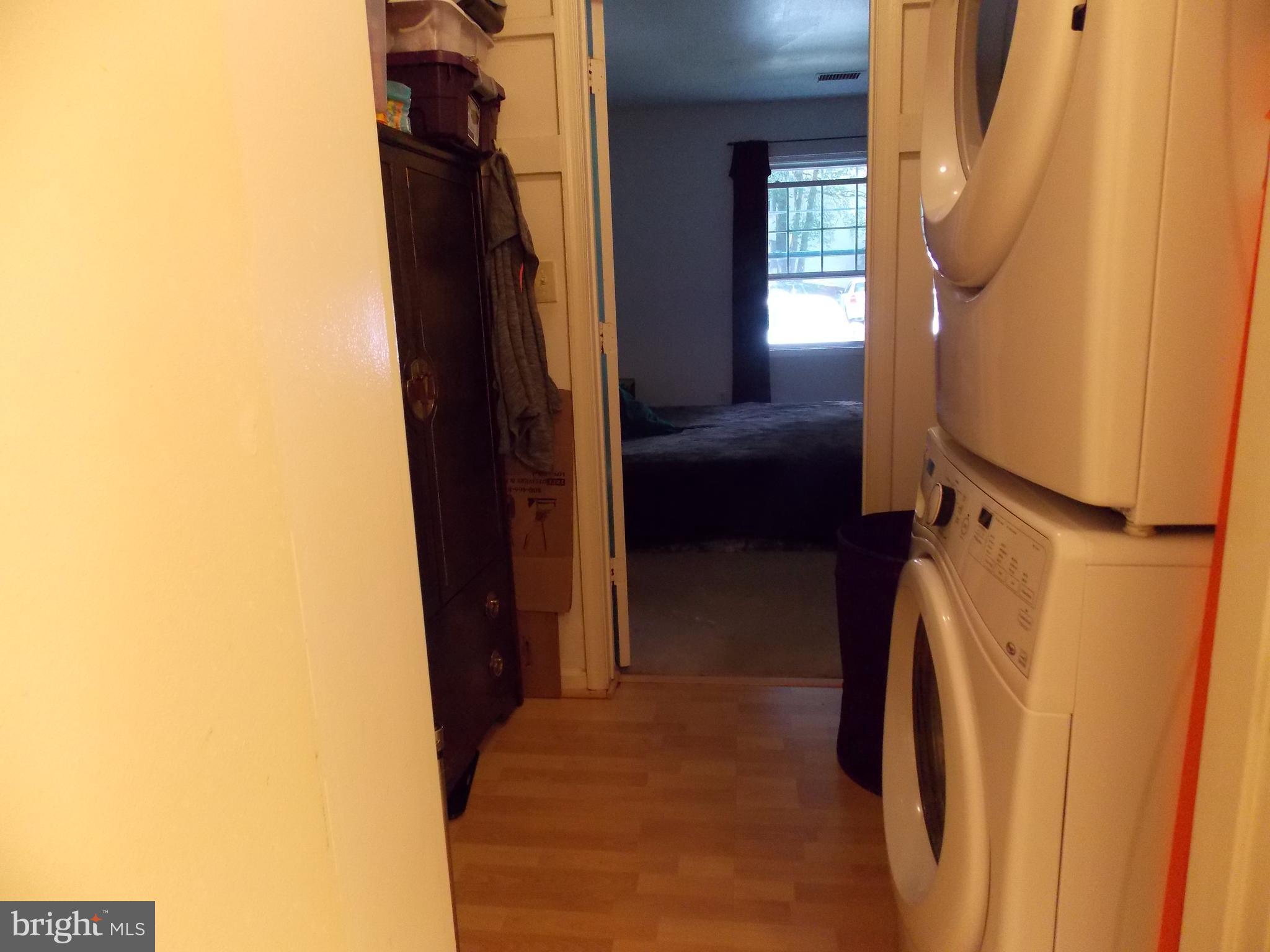5901 Kingsford Road, Unit 436 Springfield, VA 22152 - Photo 18 of 22 Walk-in closet