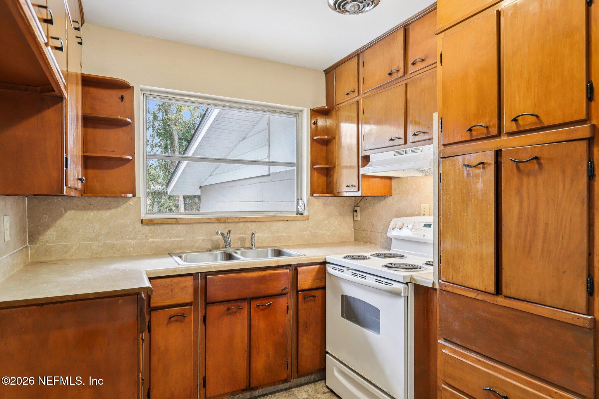 2439 Gayland Road Jacksonville, FL 32218 - Photo 18 of 40 Kitchen 2