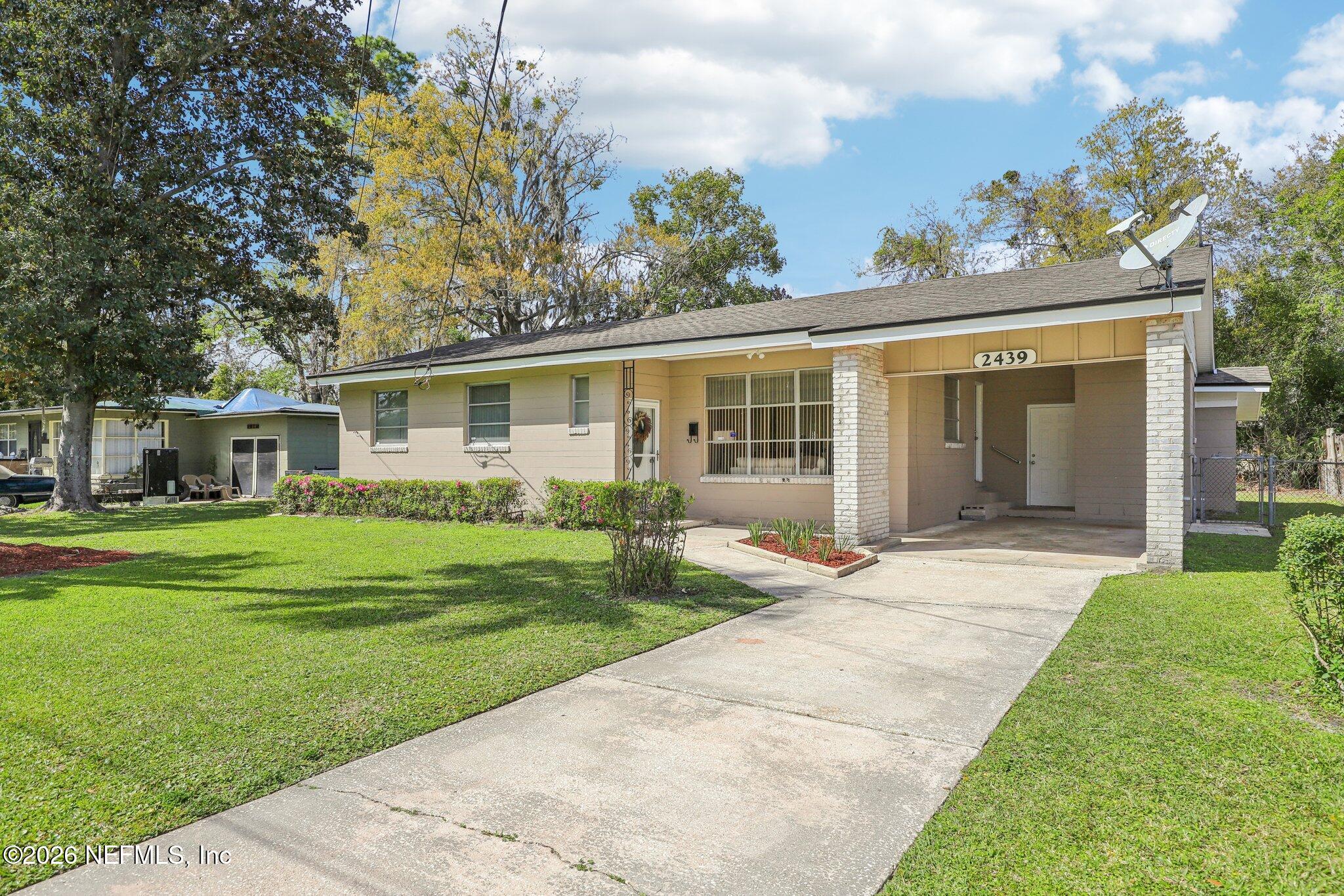 2439 Gayland Road Jacksonville, FL 32218 - Photo 2 of 40 Carport View
