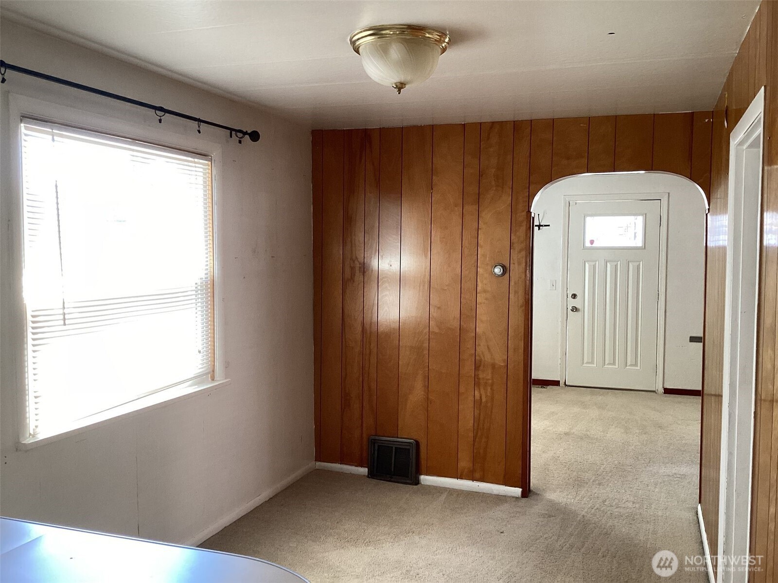 2219 Rockefeller Avenue, Unit A Everett, WA 98201 - Photo 6 of 11