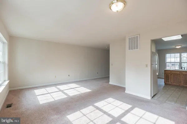 $2,100 | 8549 E Street, Chesapeake Beach, MD 20732