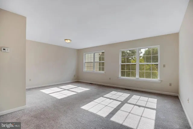 $2,100 | 8549 E Street, Chesapeake Beach, MD 20732