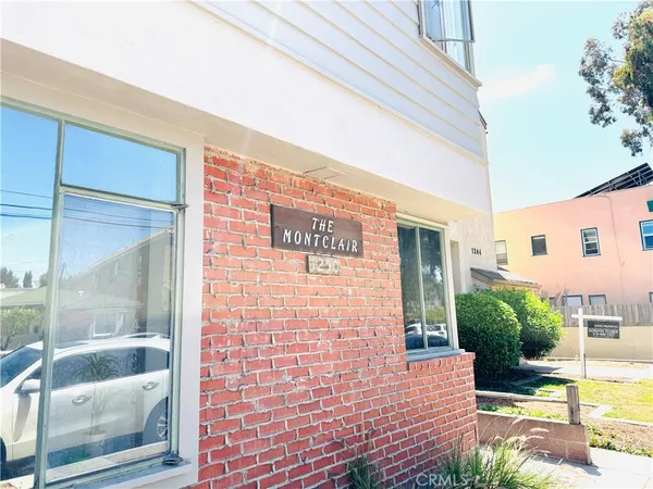 $379,000 | 1250 East 3rd Street, Unit 8, Long Beach, CA 90802