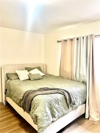 $379,000 | 1250 East 3rd Street, Unit 8, Long Beach, CA 90802