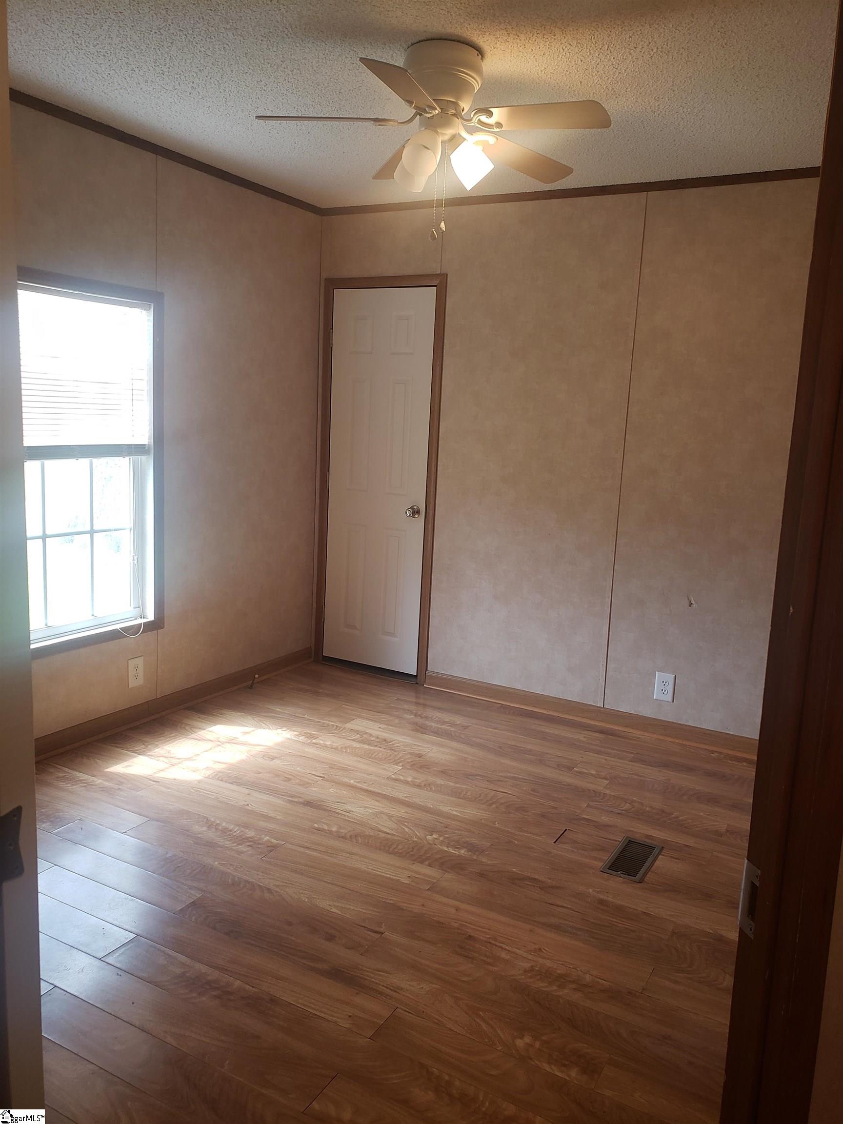 273 Baker Road Pelzer, SC 29669 - Photo 8 of 35