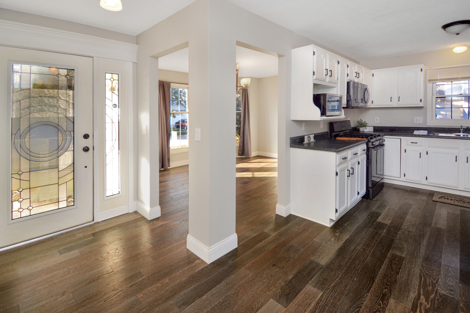 14 Hayloft Road Bloomington, IL 61704 - Photo 3 of 41 Gallery Image 3