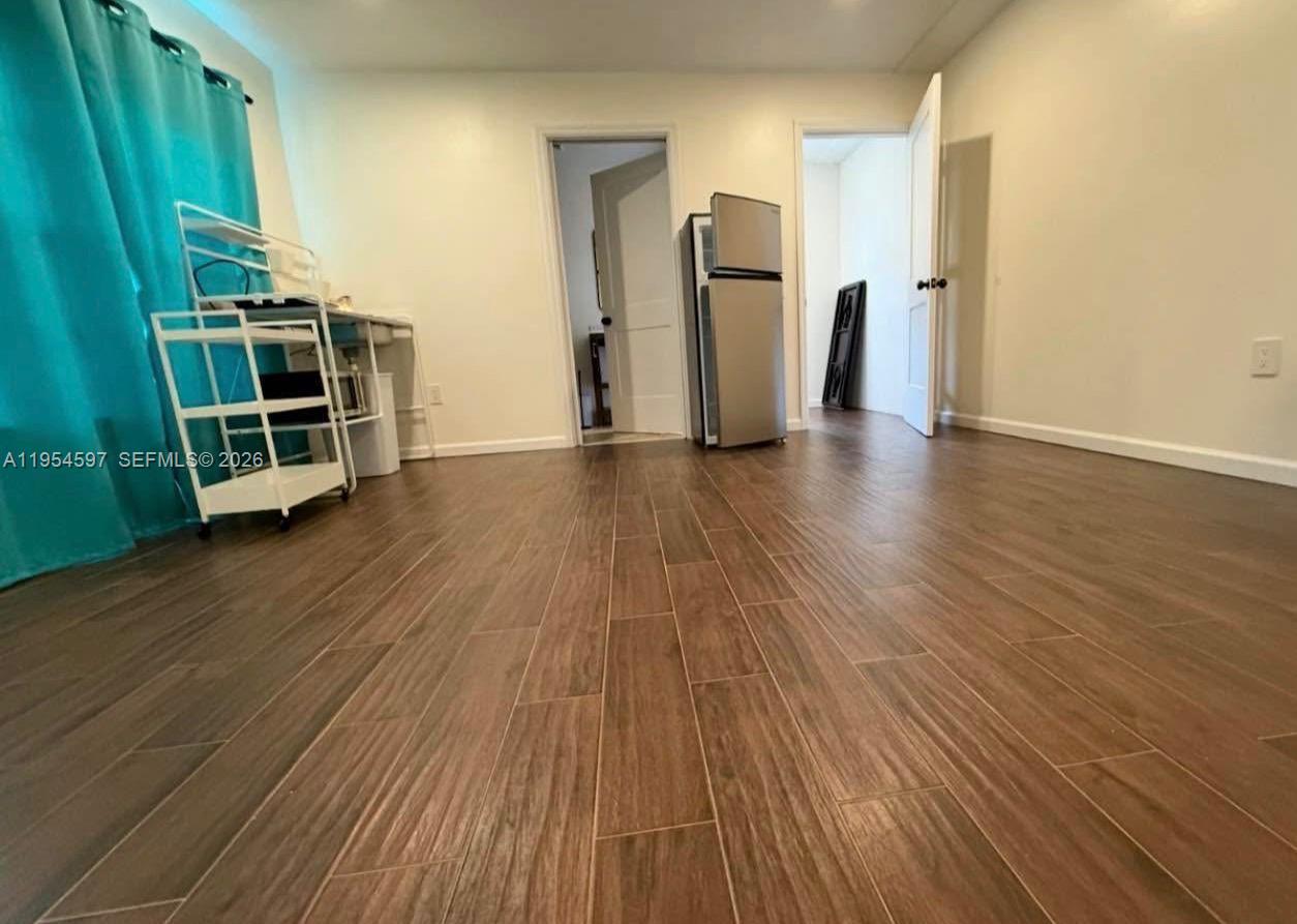 7305 Southwest 135th Court Miami, FL 33183 - Photo 4 of 8