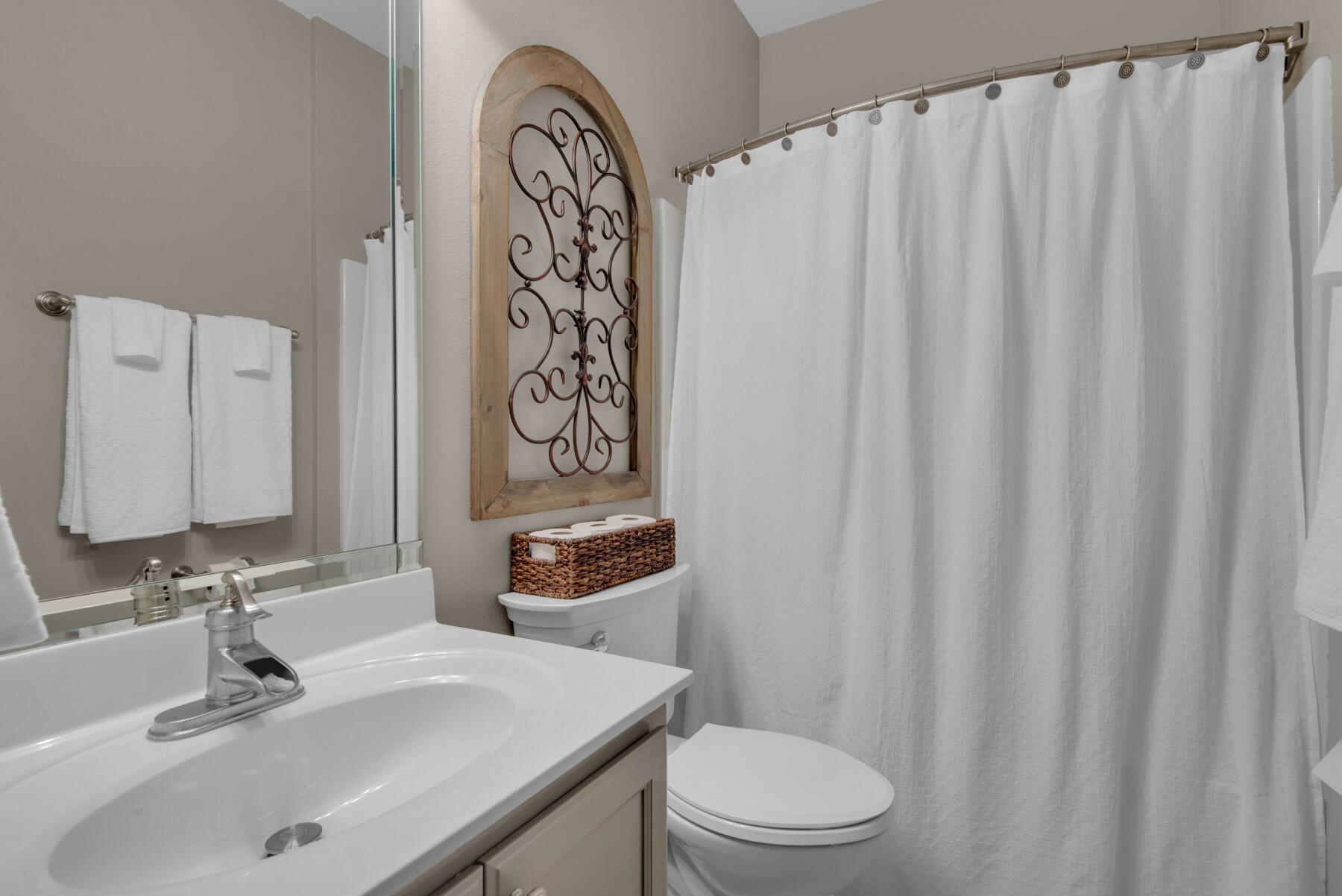 148 Concert Court Freeport, FL 32439 - Photo 29 of 40 148 Concert Court)20220303_105