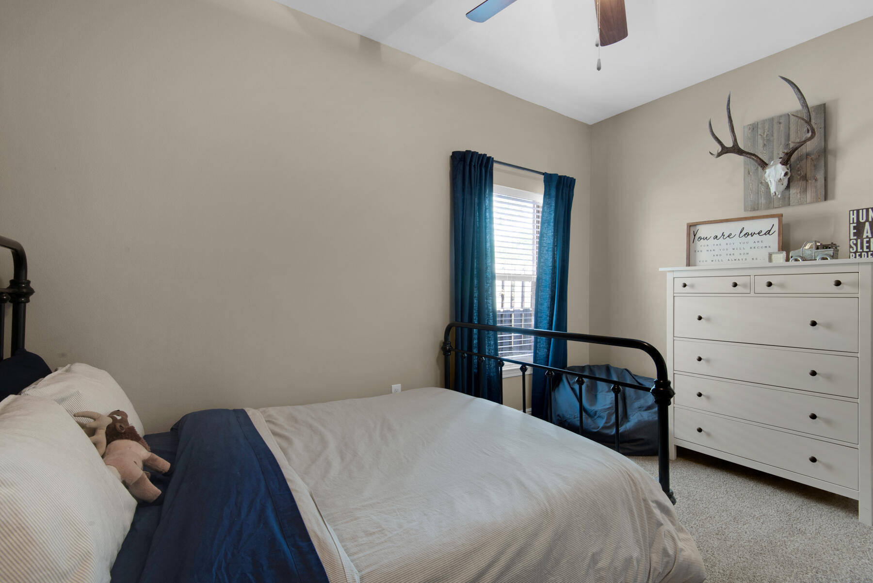 148 Concert Court Freeport, FL 32439 - Photo 31 of 40 148 Concert Court)20220303_112