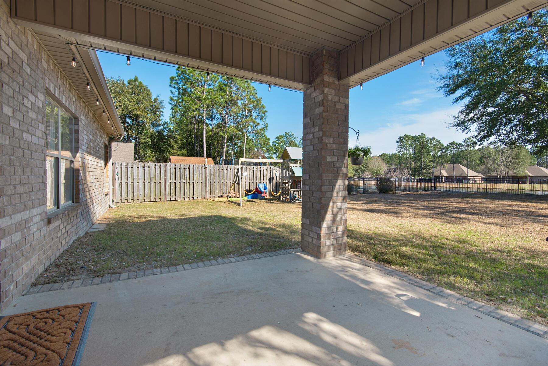 148 Concert Court Freeport, FL 32439 - Photo 34 of 40 148 Concert Court)20220303_122