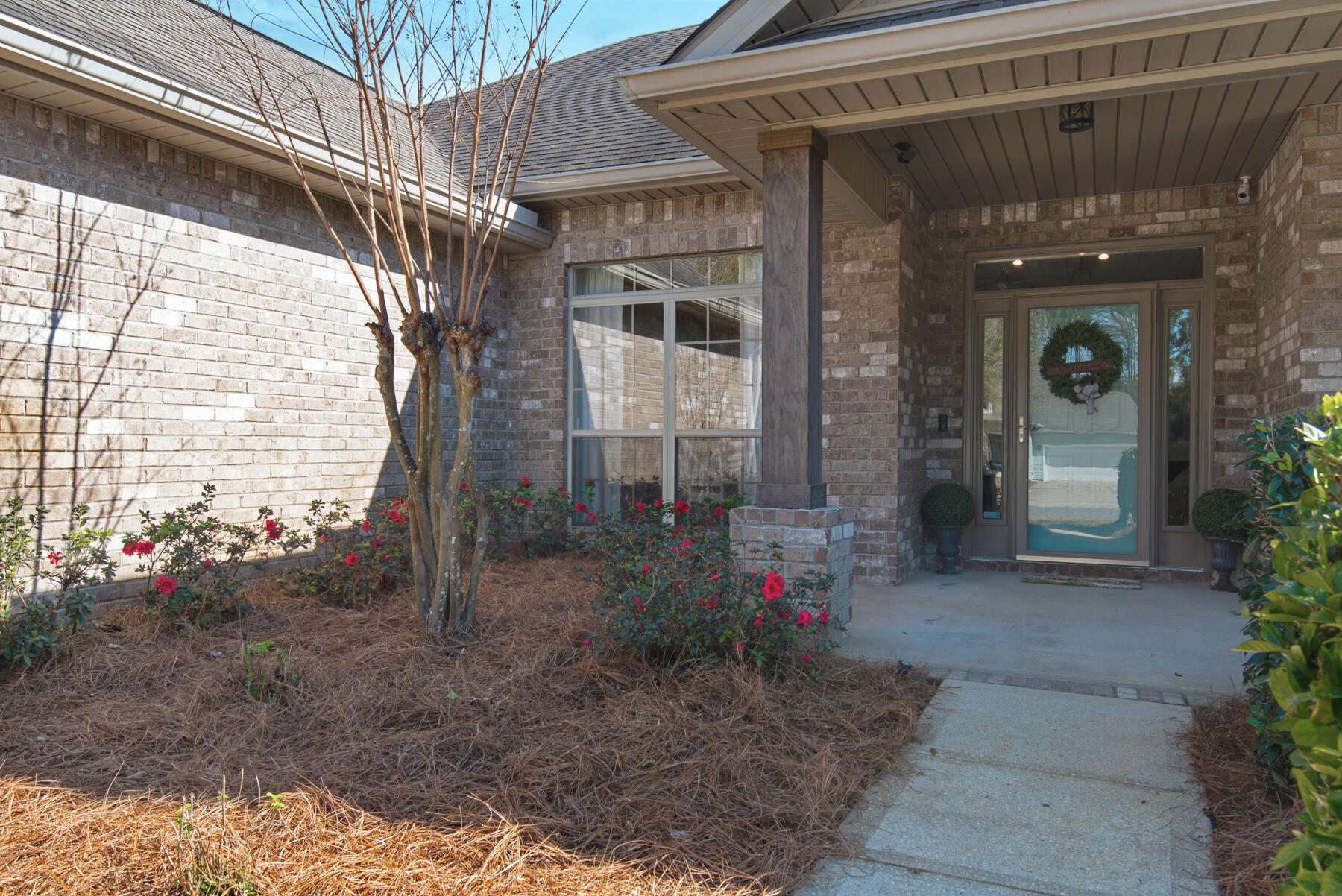 148 Concert Court Freeport, FL 32439 - Photo 4 of 40 148 Concert Court)20220303_015