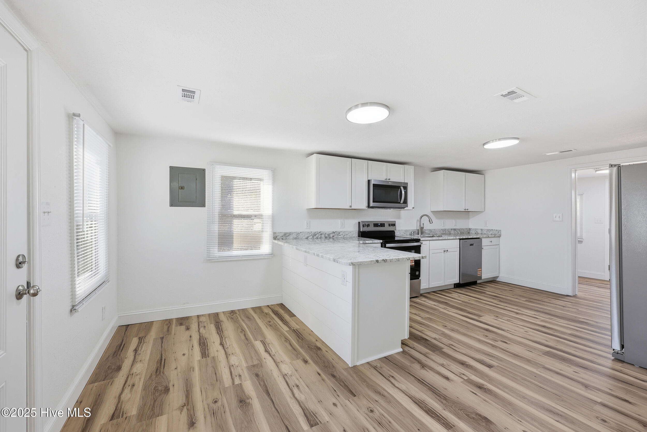 1331 Millpond Road Elizabeth City, NC 27909 - Photo 11 of 30 11__39a6157