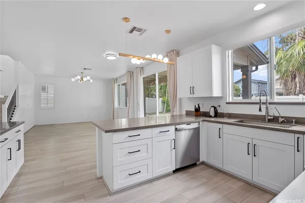 $5,700 | 91-1879 Olali Street, Ewa Beach, HI 96706