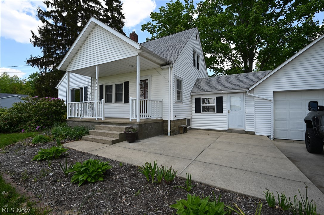 2844 Carson Salt Springs Road Warren, OH 44481 - Photo 2 of 29 Gallery Image 2