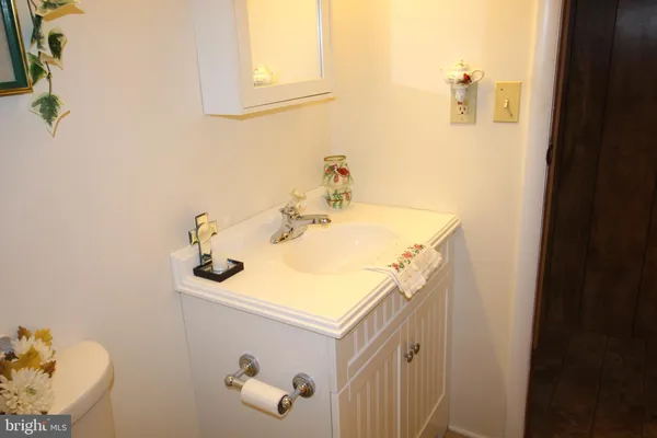 $150,000 | 398 Clear Creek Court, North Wales, PA 19454