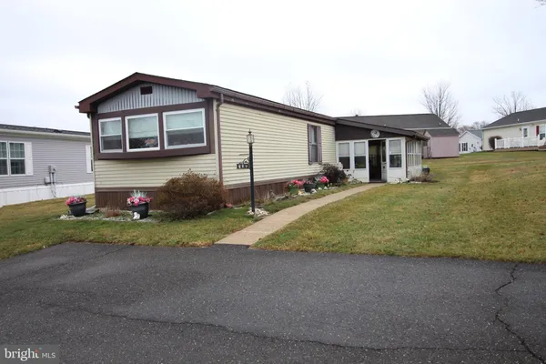 $150,000 | 398 Clear Creek Court, North Wales, PA 19454