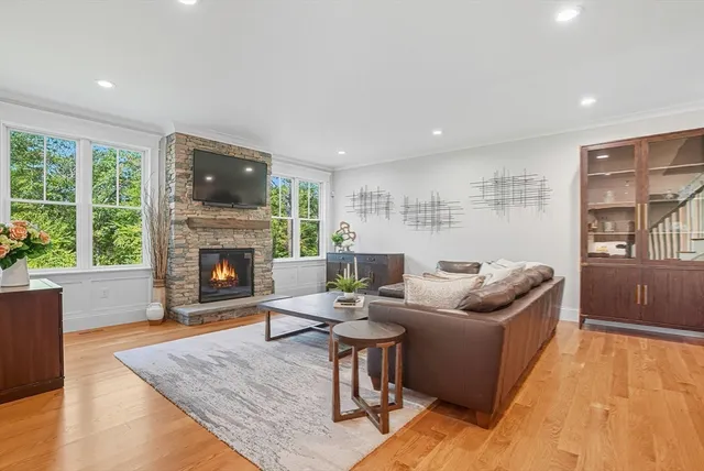 $2,749,900 | 2 Whisper Way, Hopkinton, MA 01748