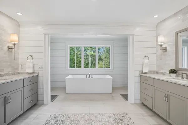 $2,749,900 | 2 Whisper Way, Hopkinton, MA 01748