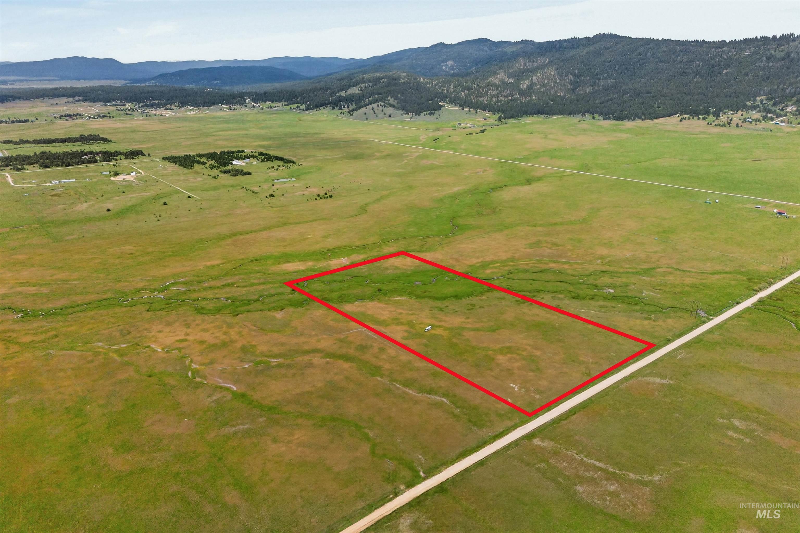 17 Gray Lane Cascade, ID 83611 - Photo 15 of 18