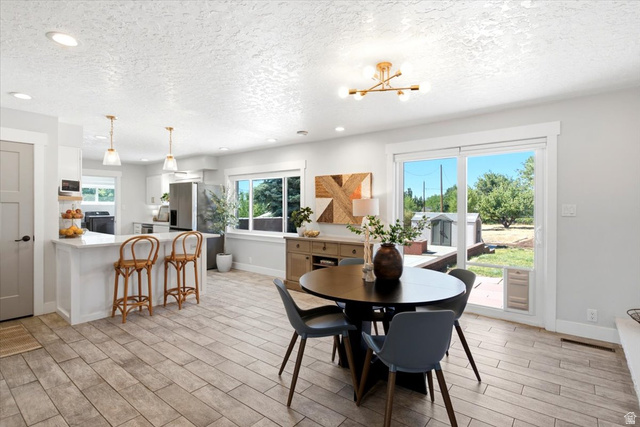 555 East Pages Lane Centerville, UT 84014 - Photo 11 of 57