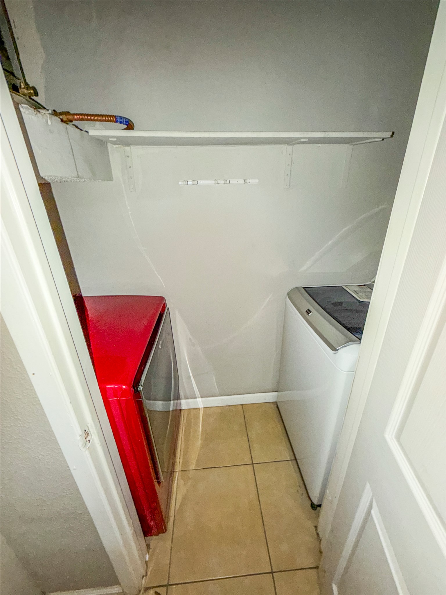 5313 Indio Drive, Unit D Austin, TX 78745 - Photo 8 of 17 a view of utility room