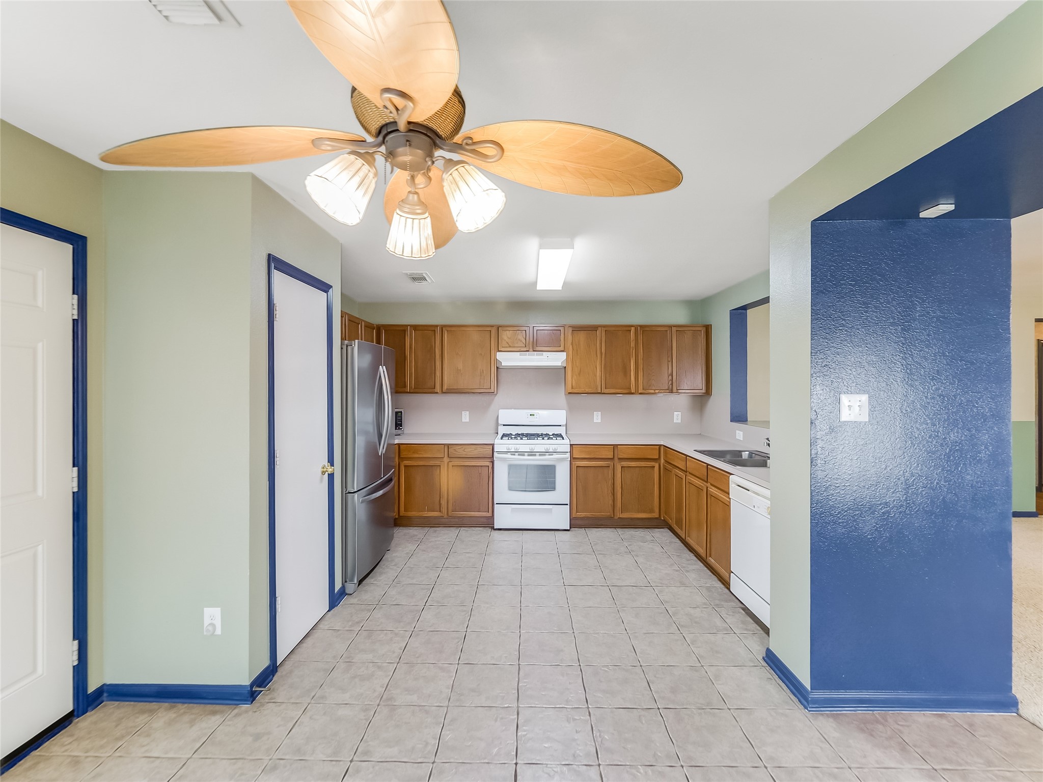 20911 Harvest Terrace Lane Spring, TX 77379 - Photo 9 of 27 Breakfast Nook