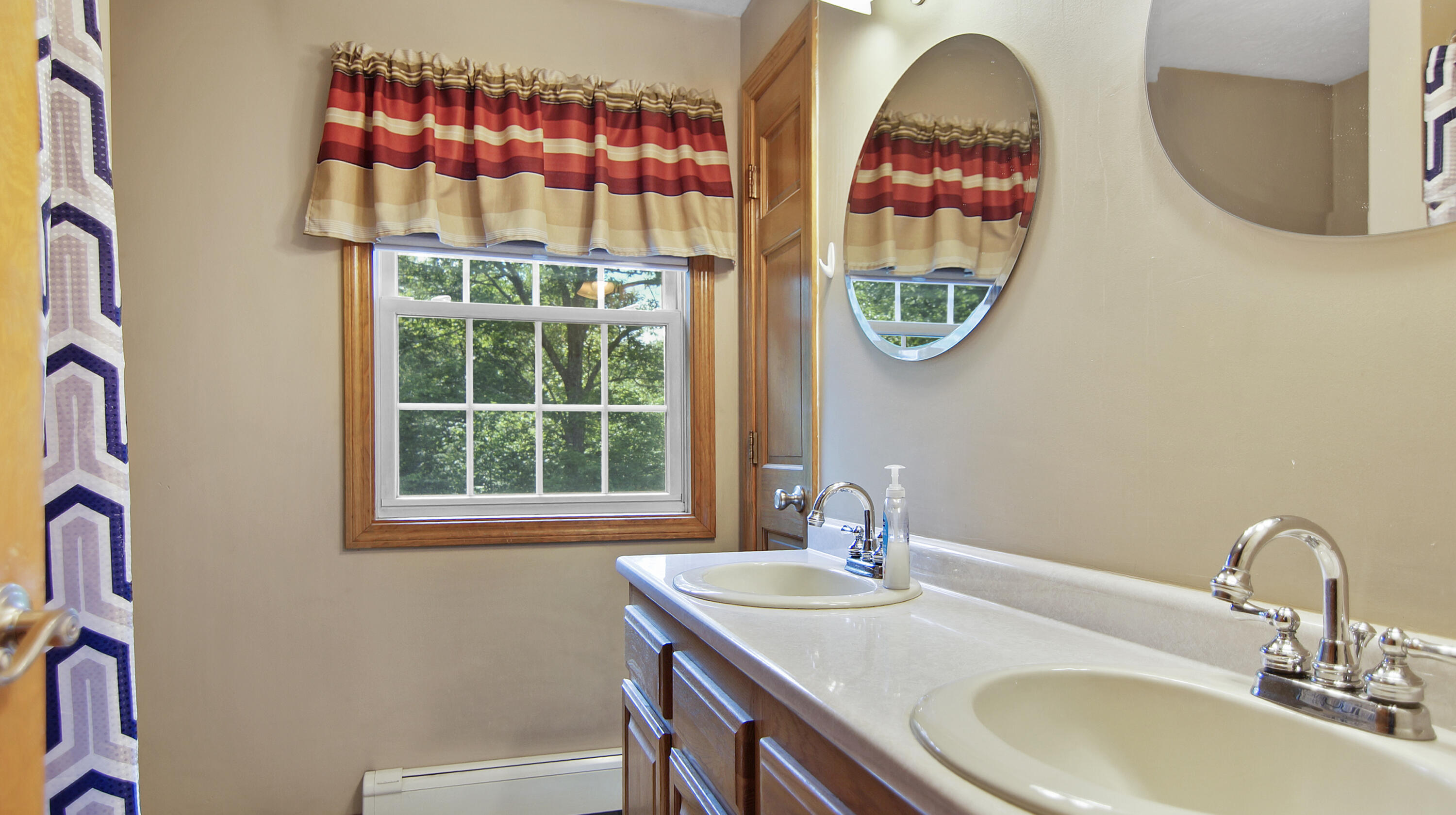 17 Canterbury Court Springvale, ME 04083 - Photo 10 of 13 Primary Bath