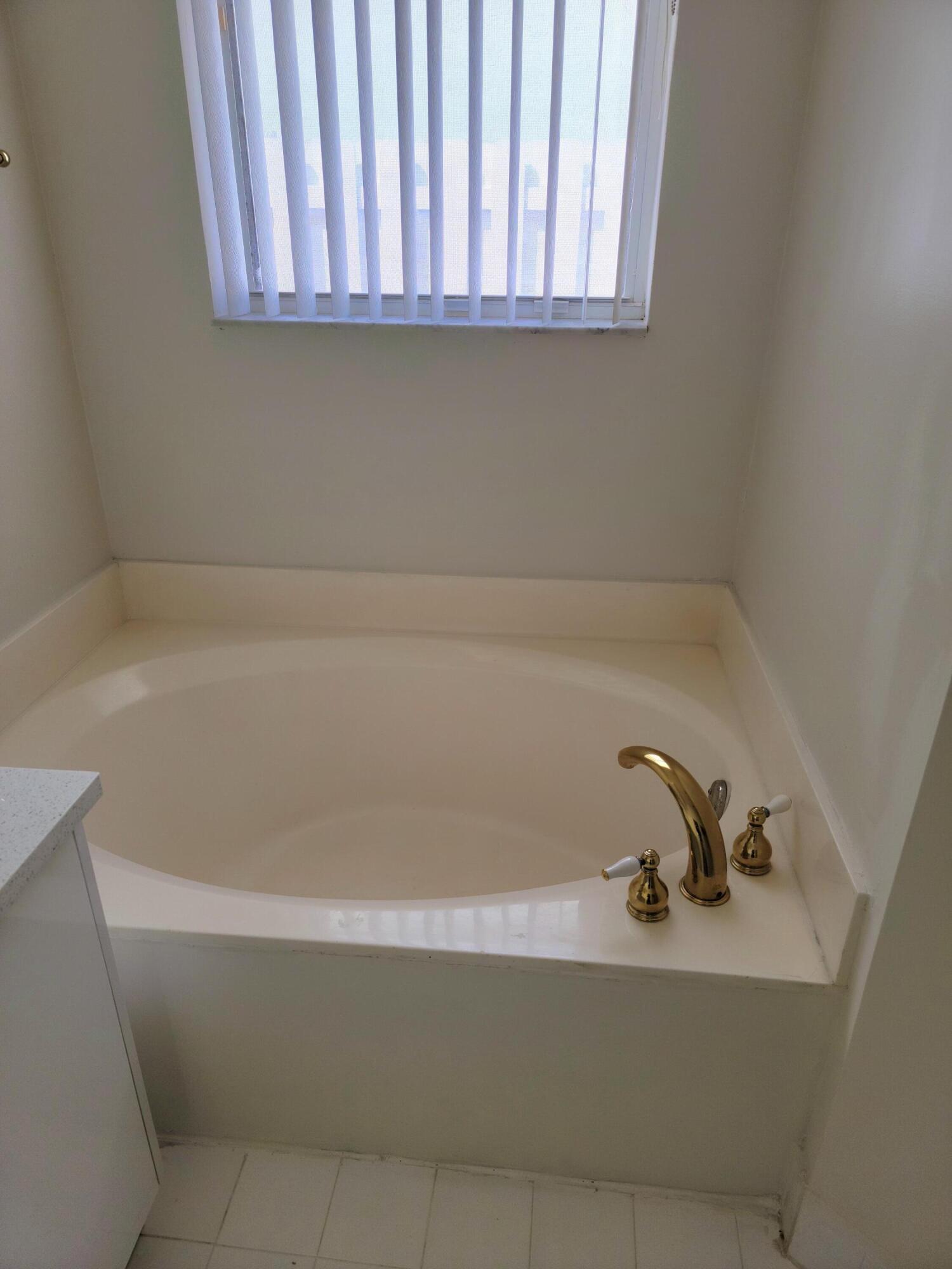 6767 Silver Ridge Lane Greenacres, FL 33413 - Photo 9 of 18 20230926_114040