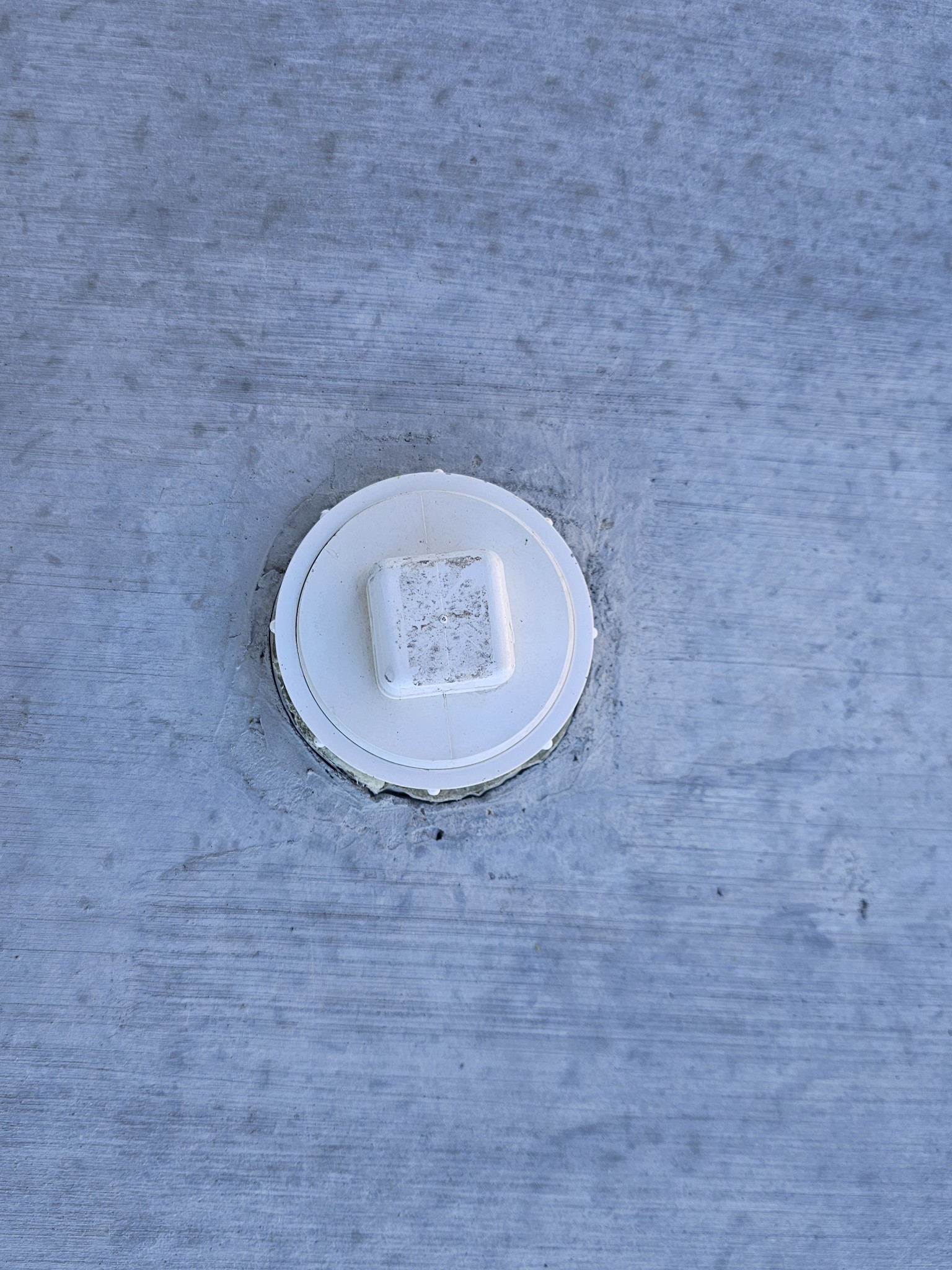 1803 Hardin Bottom River Road Clifton, TN 38425 - Photo 24 of 60 a view of a dry brick wall in a room