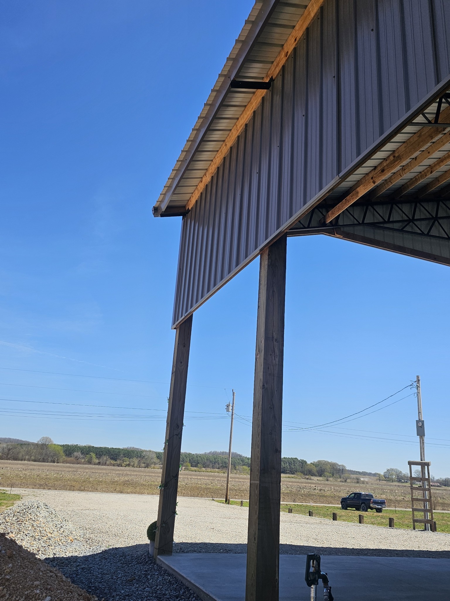 1803 Hardin Bottom River Road Clifton, TN 38425 - Photo 26 of 60 a view of balcony with ocean view
