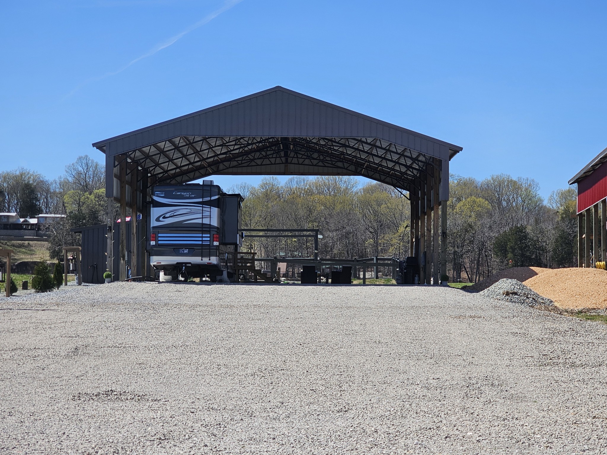 1803 Hardin Bottom River Road Clifton, TN 38425 - Photo 6 of 60 a front view of a house