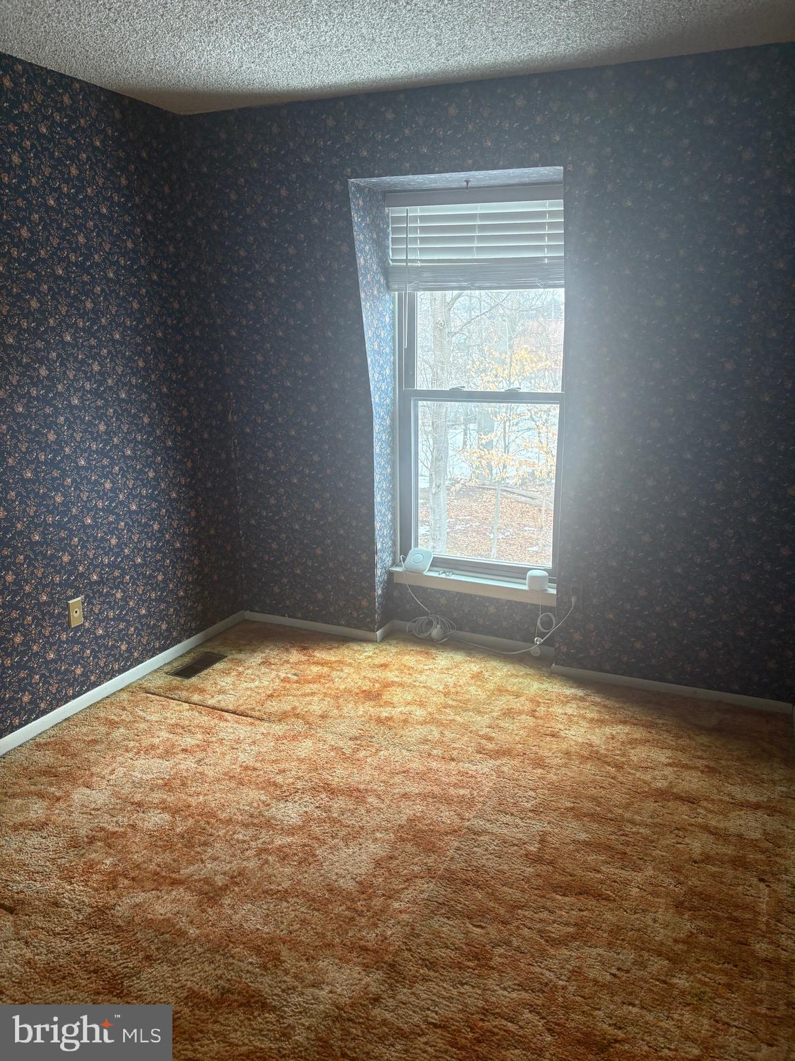 11829 Academy Road, Unit 29B Philadelphia, PA 19154 - Photo 16 of 33 an empty room with a window