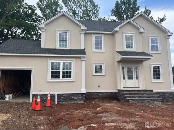 $1,260,000 | 208 East James Place, Iselin, NJ 08830