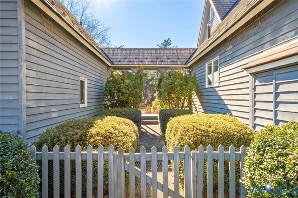 $899,000 | 112 Blue Chickory Lane, Nellysford, VA 22958