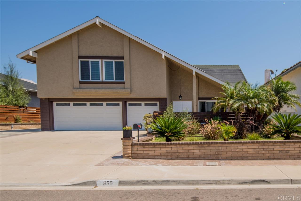 355 Chapalita Drive Encinitas, CA 92024 - Photo 2 of 22