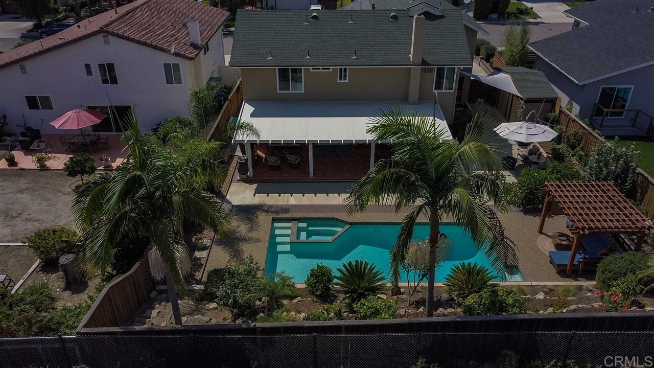 355 Chapalita Drive Encinitas, CA 92024 - Photo 12 of 22