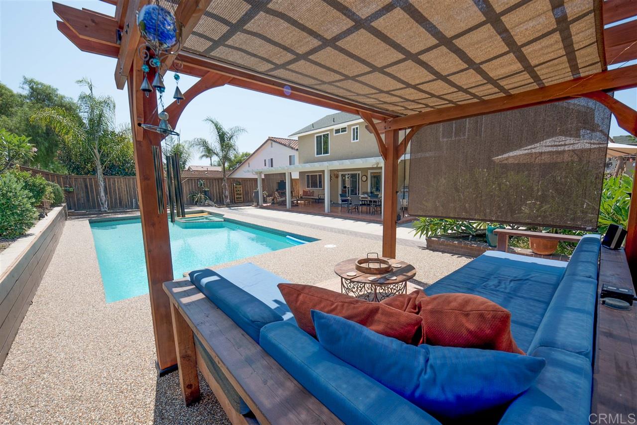 355 Chapalita Drive Encinitas, CA 92024 - Photo 8 of 22