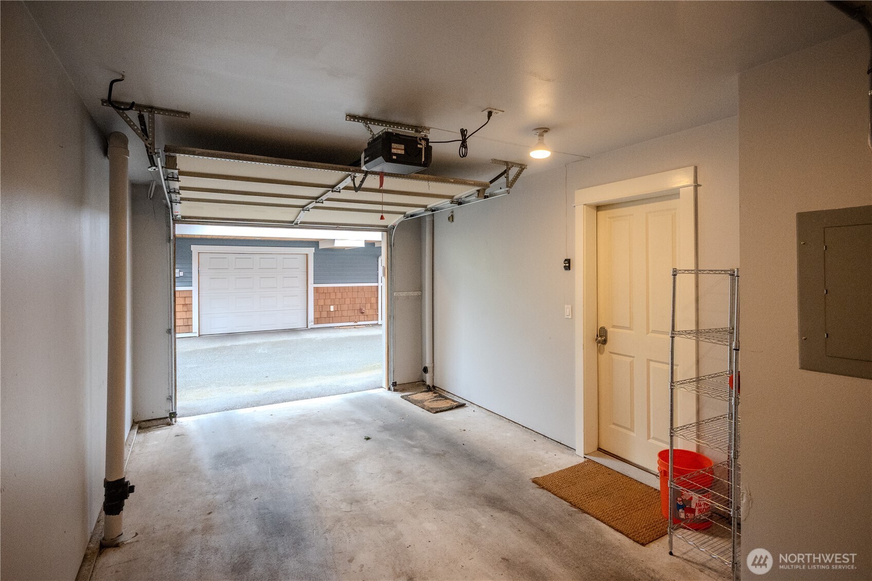 511 North 46th Street, Unit A Seattle, WA 98103 - Photo 32 of 34 Gallery Image 32
