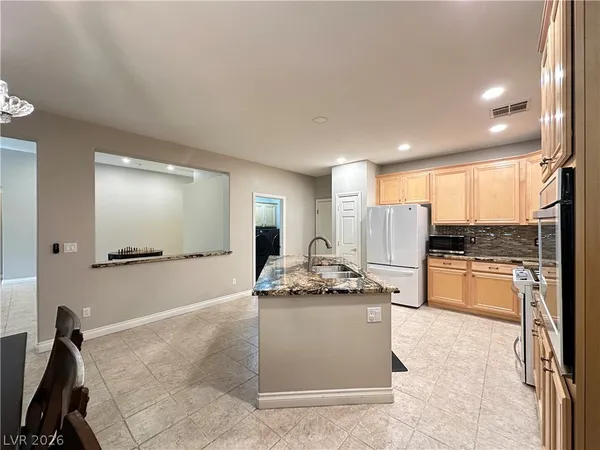 $2,995 | 10697 Bonnyhill Street, Las Vegas, NV 89141
