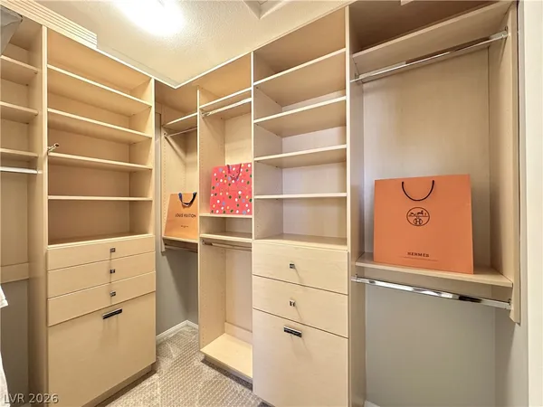 $2,995 | 10697 Bonnyhill Street, Las Vegas, NV 89141