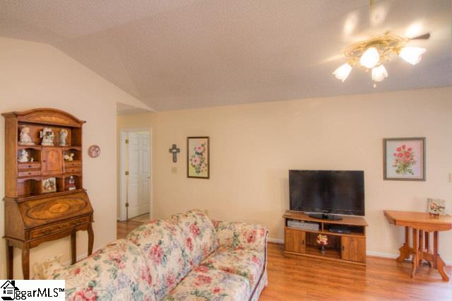 205 Riverside Chase Circle Greer, SC 29650 - Photo 9 of 22