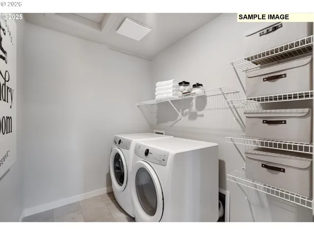 a picture of a wall with a white wall