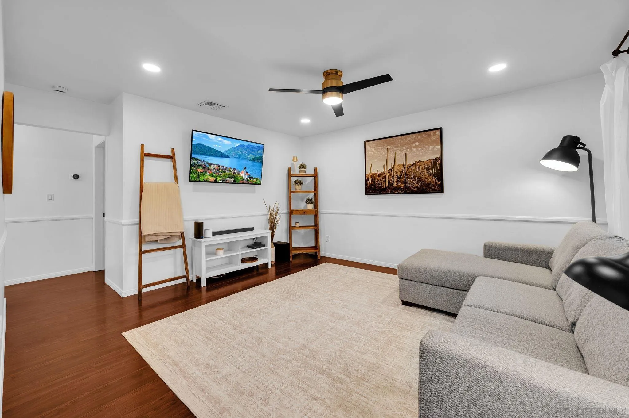 917 Chestnut Street Escondido, CA 92025 - Photo 7 of 45
