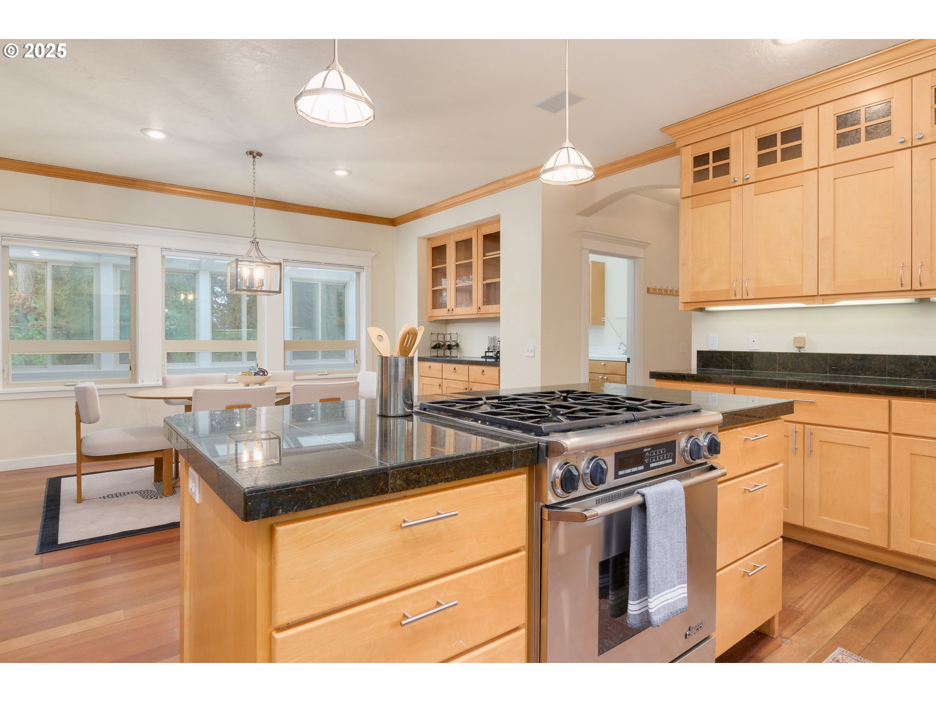 3520 Spring Boulevard Eugene, OR 97405 - Photo 15 of 47 Gallery Image 15