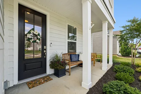 $687,500 | 3221 Chatfield Drive, Murfreesboro, TN 37129