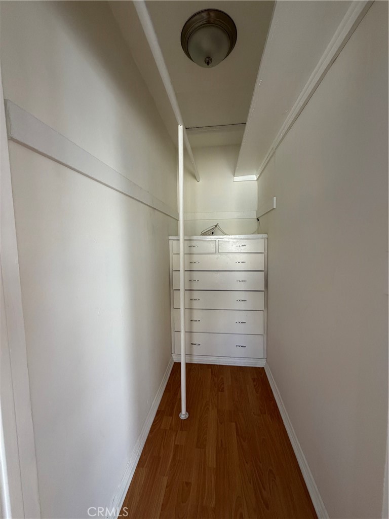 209 South Reeves Drive Beverly Hills, CA 90212 - Photo 9 of 14 a view of walk in closet