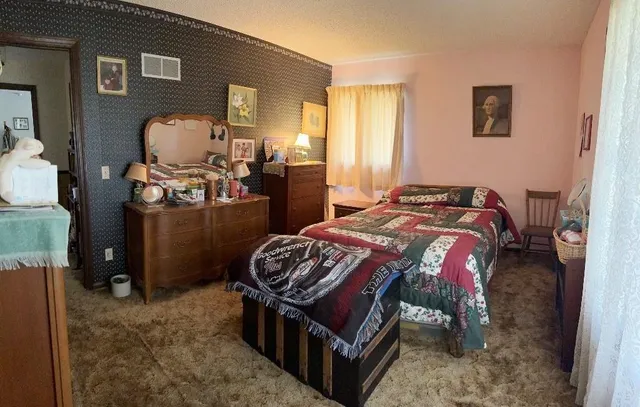 $850,000 | 24984 P Highway, Gallatin, MO 64640