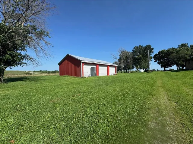 $850,000 | 24984 P Highway, Gallatin, MO 64640