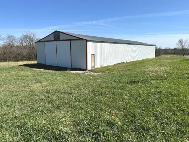 $850,000 | 24984 P Highway, Gallatin, MO 64640